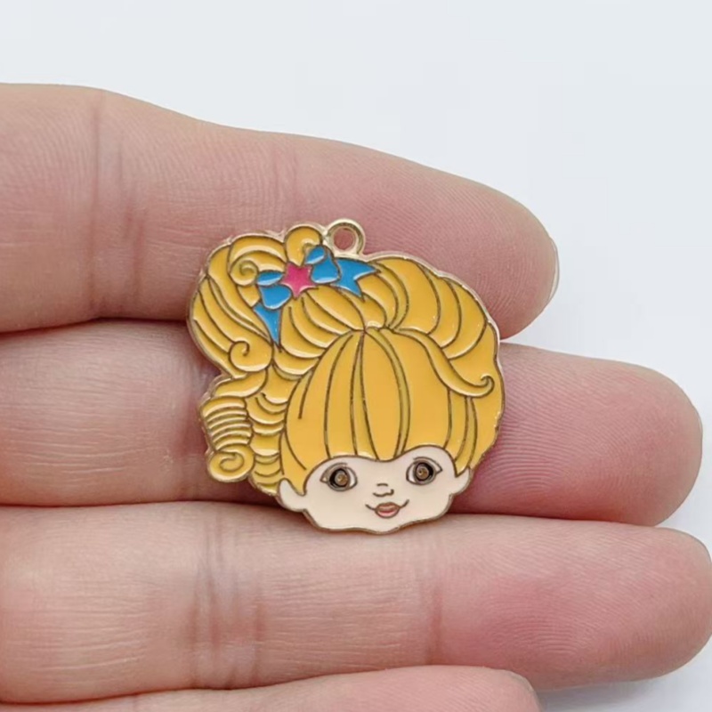 10 個かわいい女の子エナメルメタルジュエリーイチゴレインボ - Jewelry Making Pendants のレビューと価格